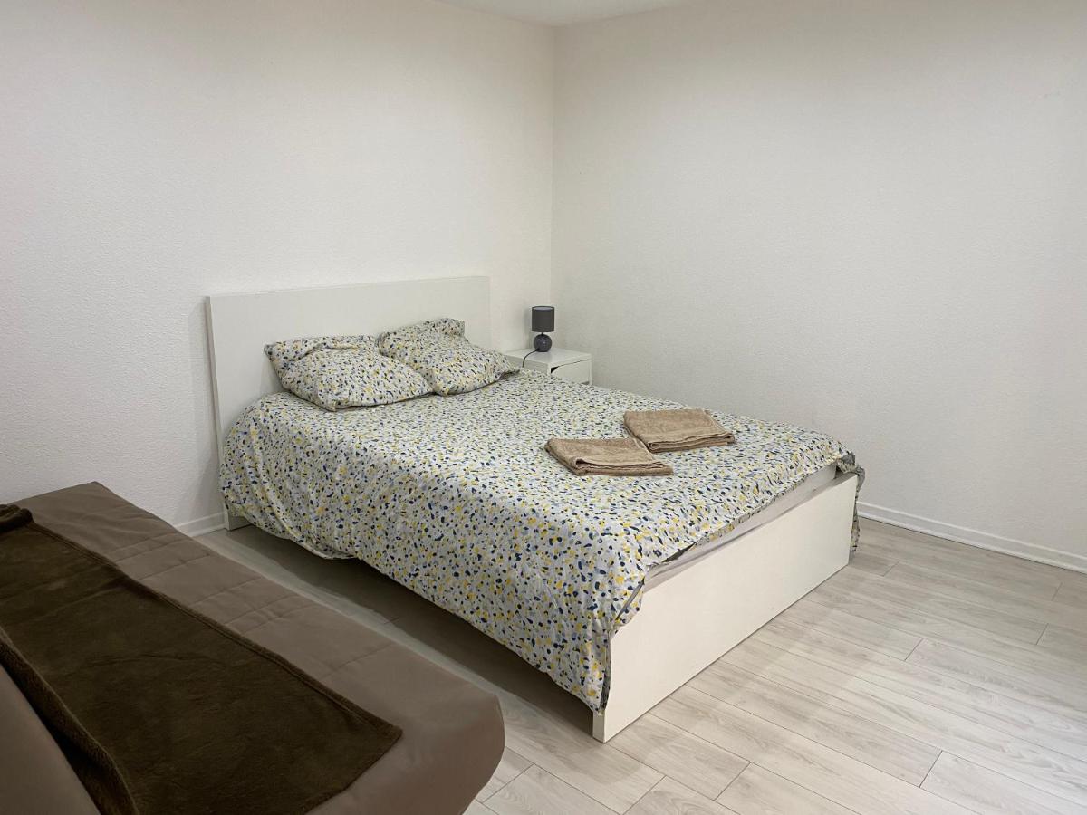 Appartement 2Eme Etage 42M2 Hyper Centre Ville / Parking Gratuit Riom Ngoại thất bức ảnh