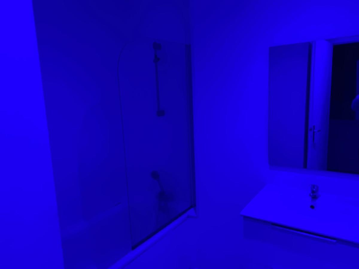 Appartement 2Eme Etage 42M2 Hyper Centre Ville / Parking Gratuit Riom Ngoại thất bức ảnh
